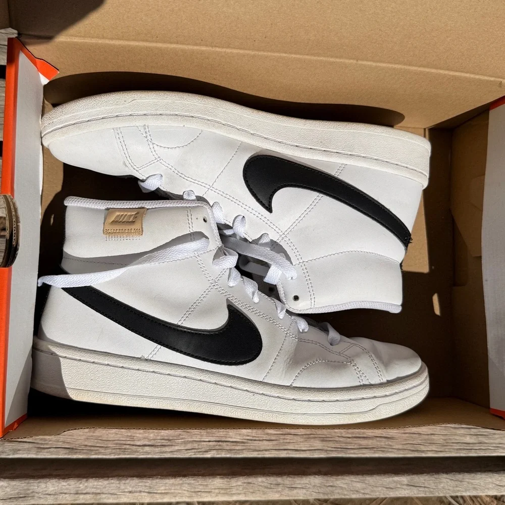 EUC Nike Court Royale 2 Mid White Onyx Leather Shoes, Size 8 Men (9.5-10 Women)